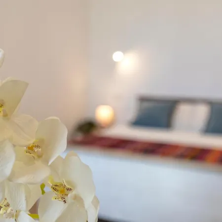 Nura's - La Marina & * Alghero