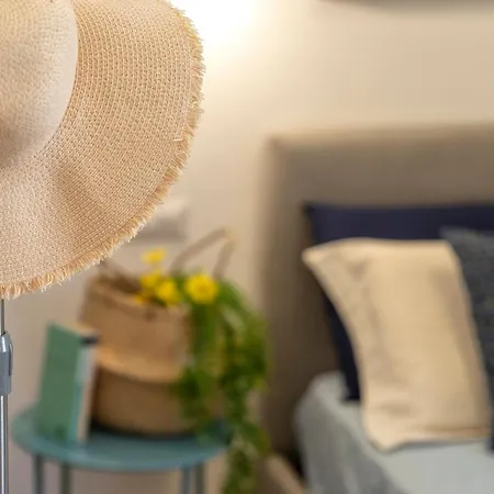 Nura's - La Marina & *