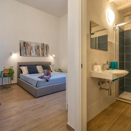 דירה Nura's - La Marina &