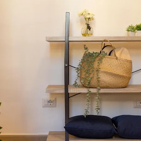 דירה Nura's - La Marina &