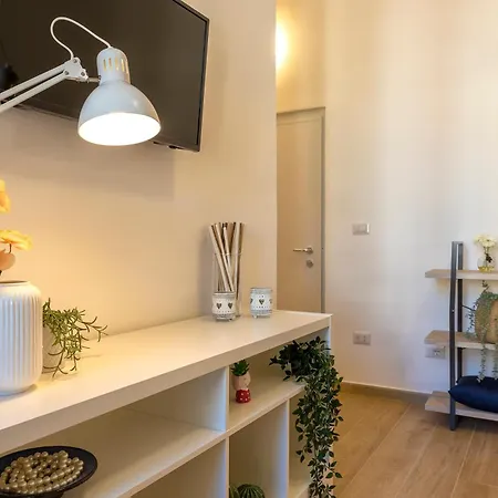 Nura's - La Marina & Appartamento